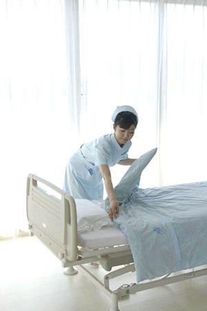 上大岡のクリニックで新生児の栄養指導