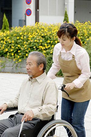 肌のはりを取り戻すなら日本橋形成外科へ